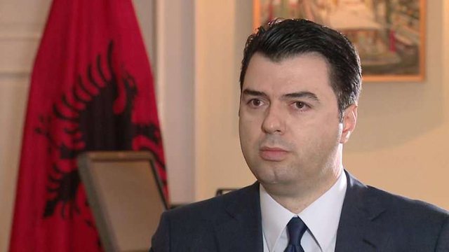 Basha: Qeveria të shtojë urgjentisht numrin e testimeve, publikoni kapacitetet laboratorike