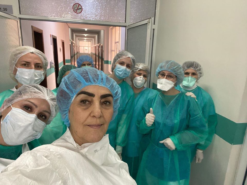 Shkon në 13 numri i stafit mjekësor të shëruar nga COVID-19