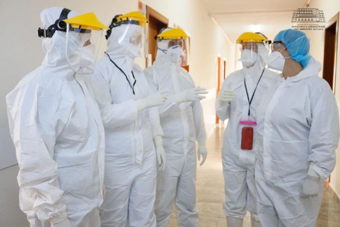 Manastirliu jep lajmin: Shërohen edhe 5 mjekë e infermierë të tjerë të infektuar me koronavirus