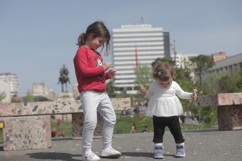 Rama: Për hir të gjyshërve e të fëmijëve jetohet pa smog dhe pa bori… (FOTO)