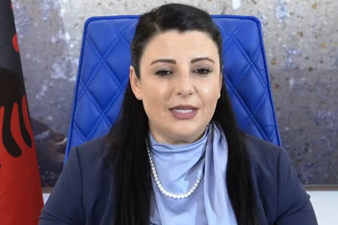 Kthimi në atdhe i shqiptarëve, qeveria: Kthimi do bëhet me “Air Albania”, do akomodohen të gjithë në hotelet e Durrësit