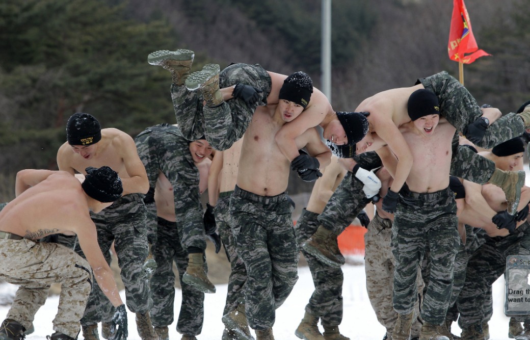 Nuk ka trajtim të privilegjuar në Kore, Son do të finalizojë një program prej marinsi