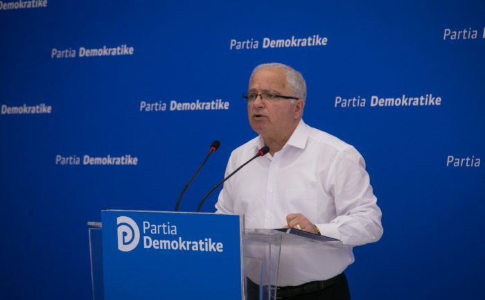 PD i përgjigjet Ramës: Harxhon kohën për të aktruar si kloun