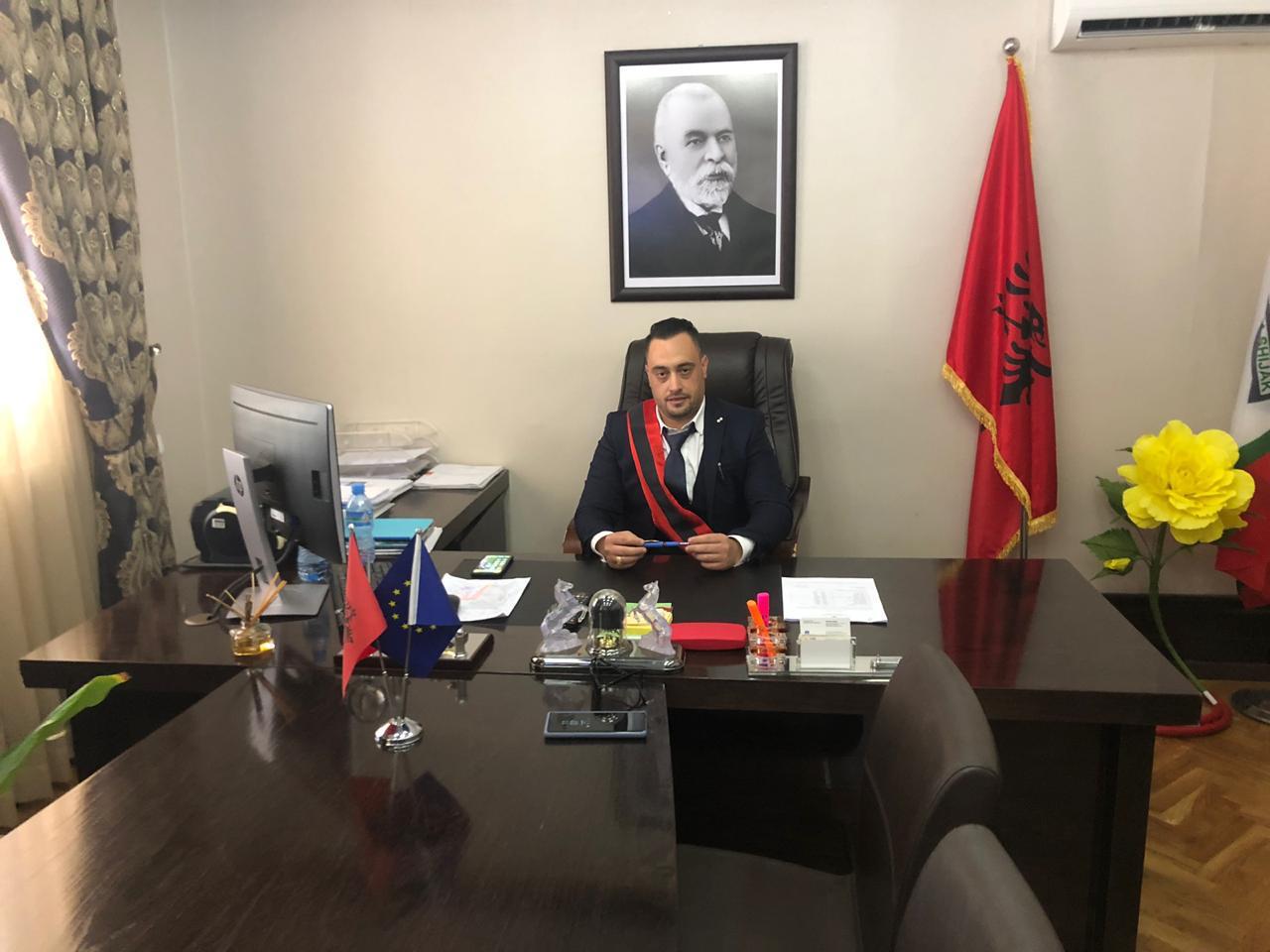 Shijaku ende asnjë të prekur nga koronavirusi, kryebashkiaku Arbana ka një apel për qytetarët