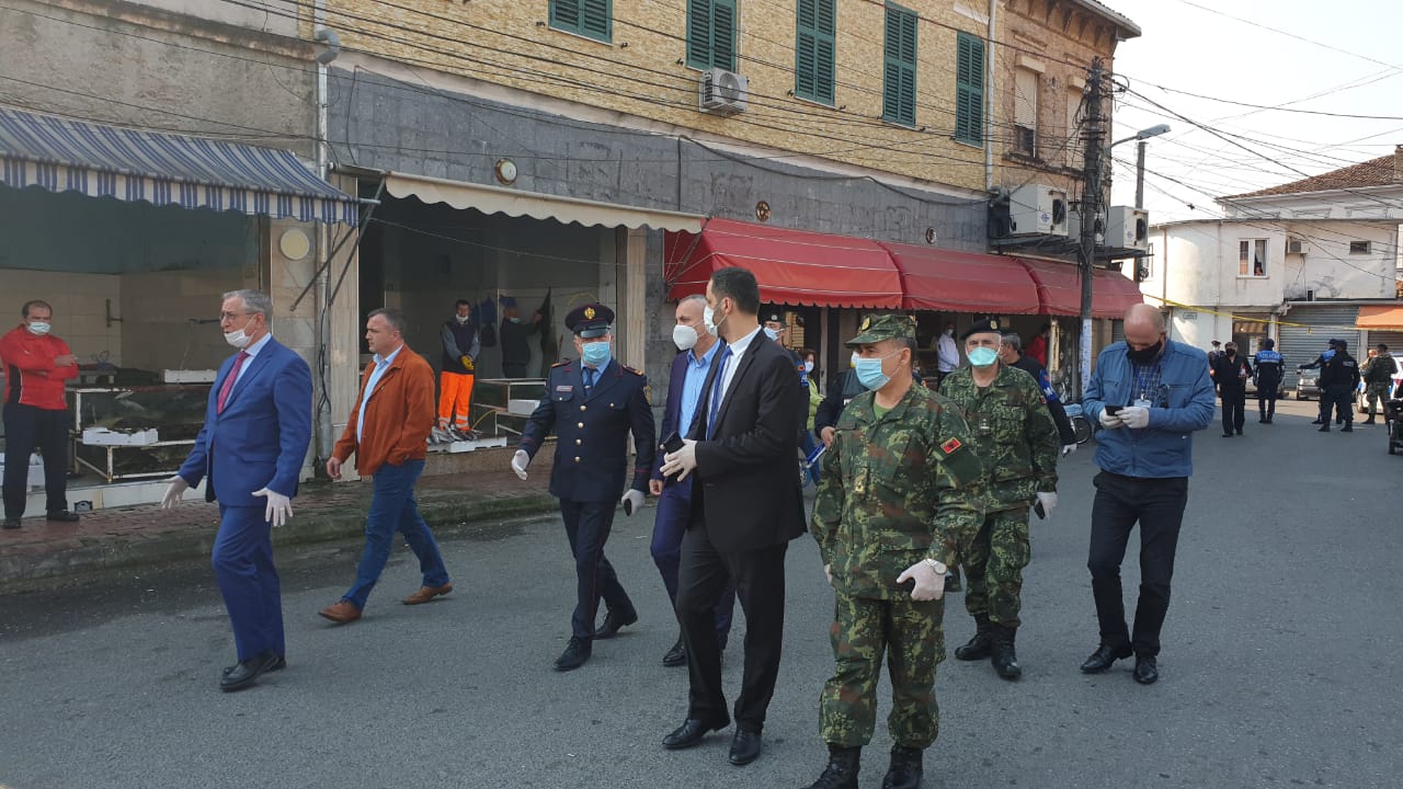Pas shkarkimit të Prefektit, Lamallari e Ardi Veliu zbarkojnë në Shkodër për të inspektuar situatën