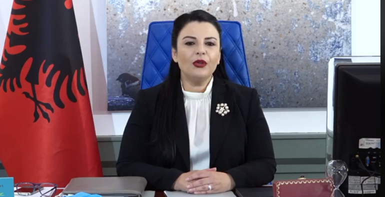 Balluku: Paketë e ndryshme riatdhesimi për personat me sëmundje të ndryshme, karantinohet gjithë familja