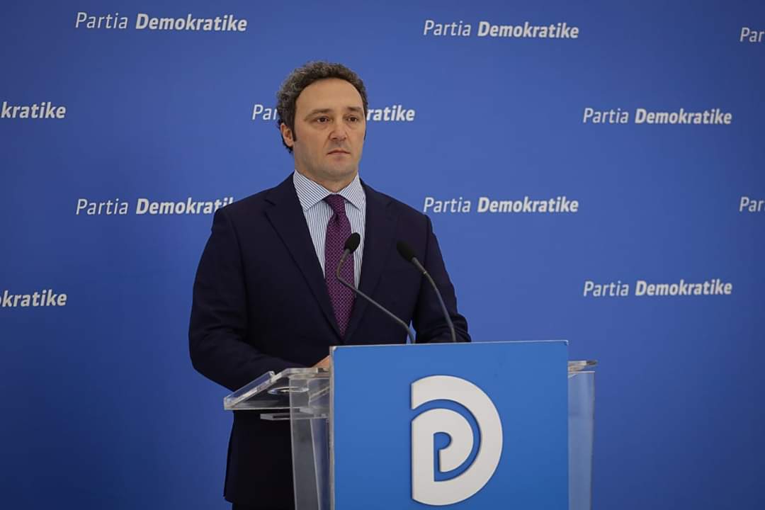 Spahia: Rruga e vetme për kthimin në normalitet është shtimi i testimeve