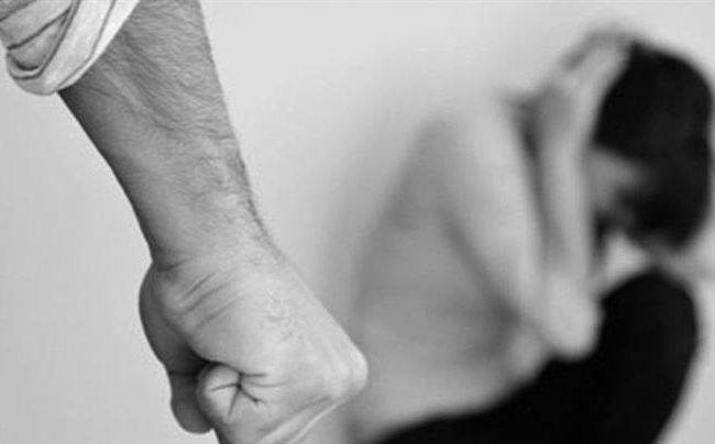 Vendi në karantinë por s’ka paqe në familjet shqiptare, 245 raste të dhunës gjatë marsit