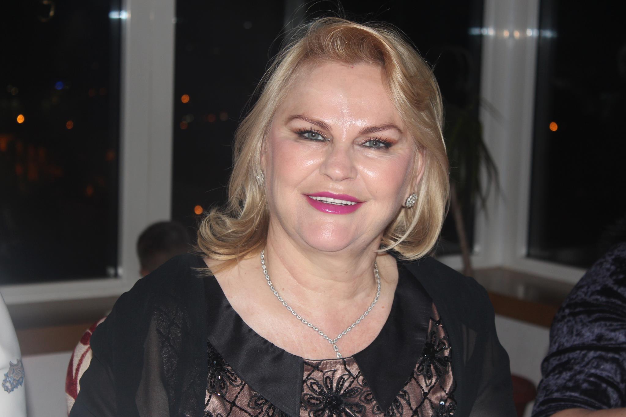 Paketa e zgjeruar ekonomike, sipërmarrësja Mici: Ata që hoqën punëtorët nga puna do marrin 400 mijë lekë, ne që i mbajtëm s’marrim asgjë