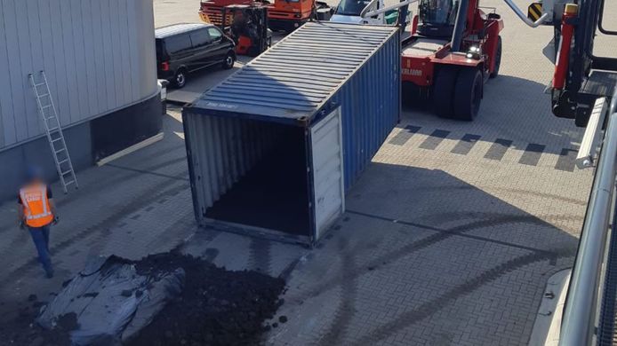 Kapen me rreth 1.5 ton kokainë, arrestohen tre shqiptarët në Holandë