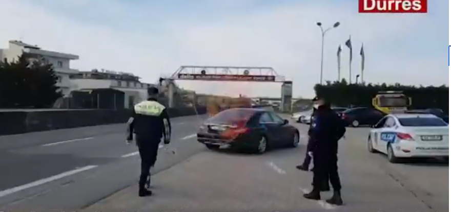 Shtohen shkeljet e karantinës: 41 patenta të hequra dhe 270 këmbësorë të gjobitur