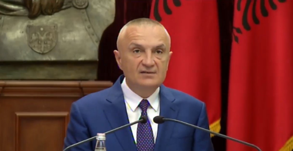 Pse të riatdhesuarit nuk karantinohen në Kavaleshencën e Durrësit? Ja si përgjigjet Meta