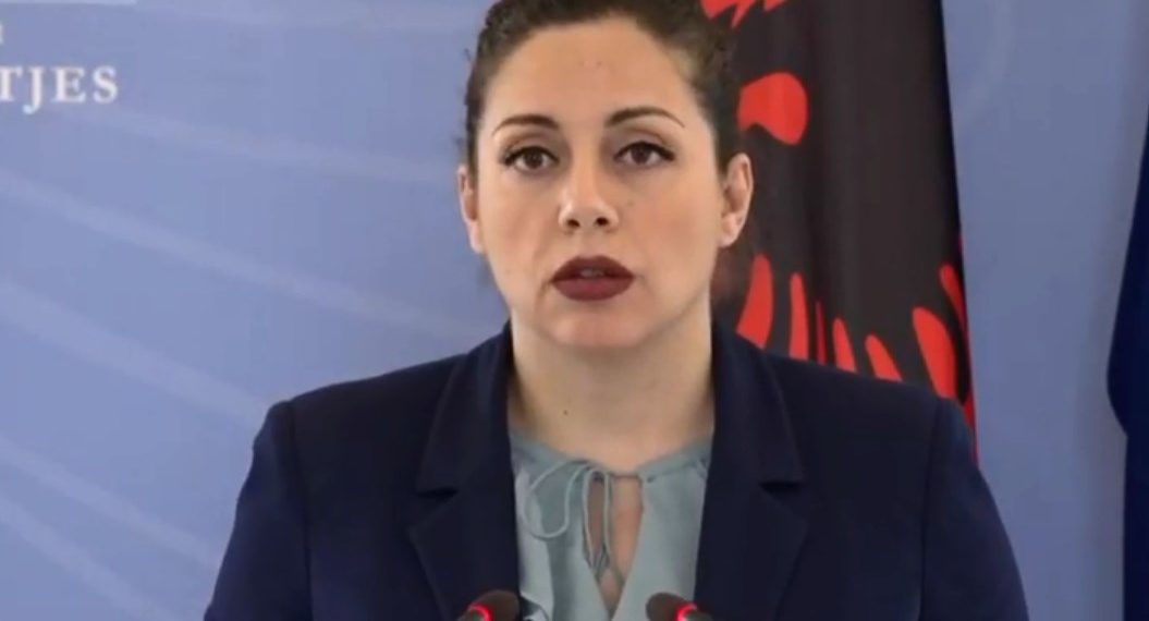 Xhaçka i përgjigjet akuzave: Opozita jo vetëm që nuk ndihmon, por saboton duke hedhur baltë