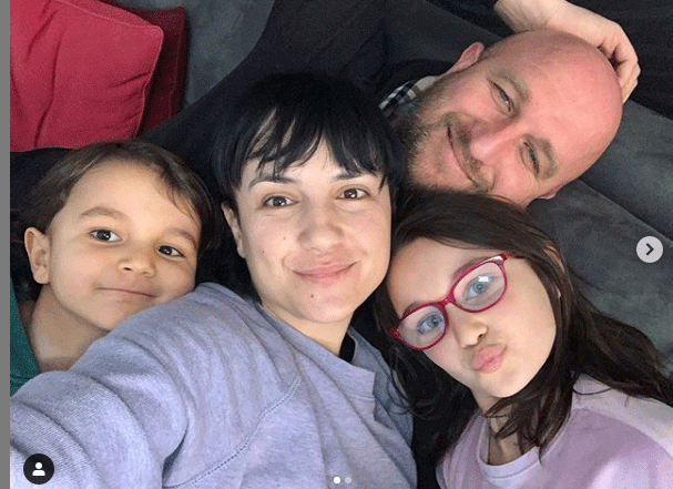 “COVID-19 e kaluam familjarisht në shkurt”, rrëfimi i këngëtares Orgesa Zaimi