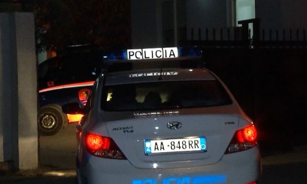 Arrestohet 72-vjeçari, kreu marrëdhënie me një adoleshente