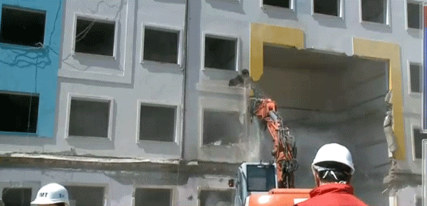 U dëmtua rëndë nga tërmeti i 26 nëntorit, shembet shkolla “Sami Frashëri”