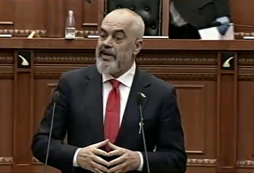 Sherr në parlament/ Rama-Murrizit: Nuk kam kohë të merrem me dënglat e tua