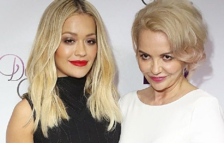 E ëma e Rita Orës në frontin e parë të luftës: Kam frikë se mund të infektoj vajzat