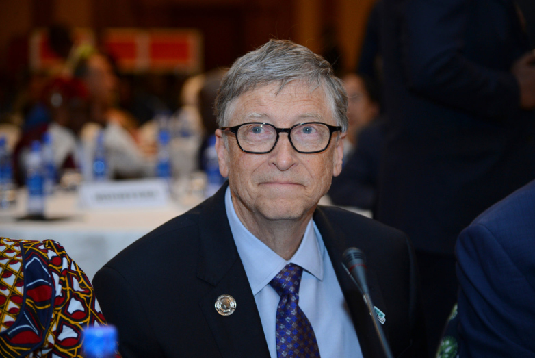 COVID-19/ Udhëzimet e Bill Gates: Rihapje me faza dhe testime