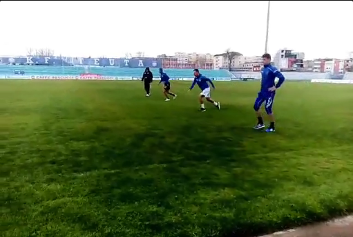 Teuta gjen zgjidhje, shikoni si stërvitet skuadra durrsake