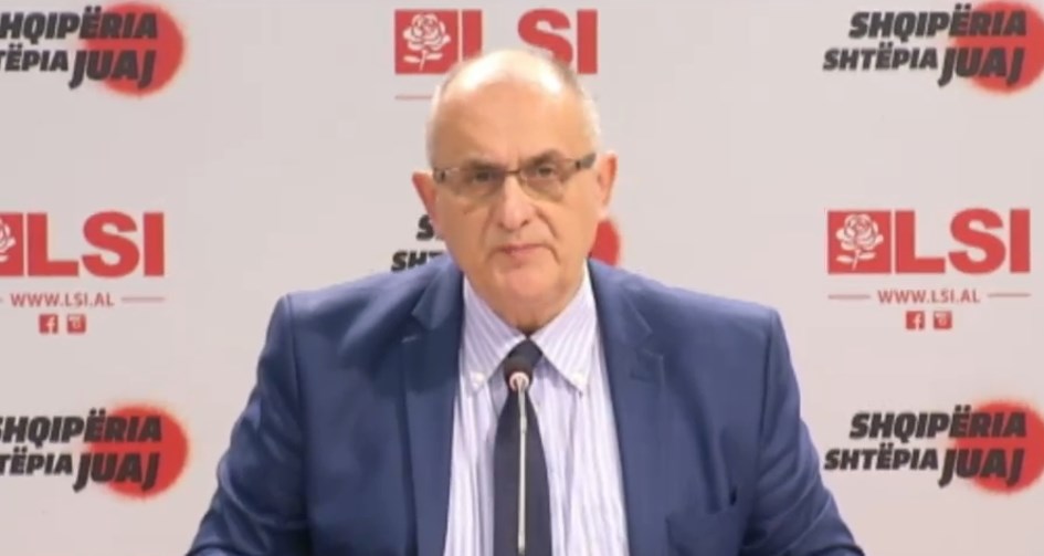 COVID-19, Vasili: Kufizimet e lëvizjeve urdhra militare, jo sipas kritereve profesionale