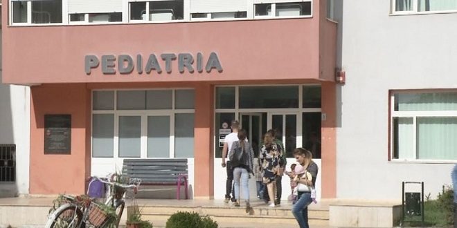 Kryeinfermierja e Pediatrisë në QSUT me COVID-19, u infektua nga bashkëshorti