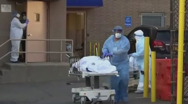 SHBA për të tretën ditë radhazi më pak së 700 të vdekur, mbi 350 mijë viktima nga Covid-19 në botë