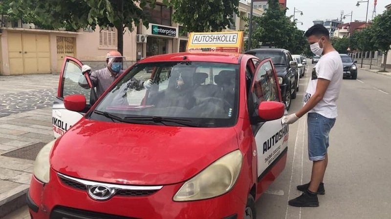 DPSHTRR paralajmëron autoshkollat: Respektoni protokollin e sigurisë, në të kundërt gjoba ose mbyllje aktiviteti