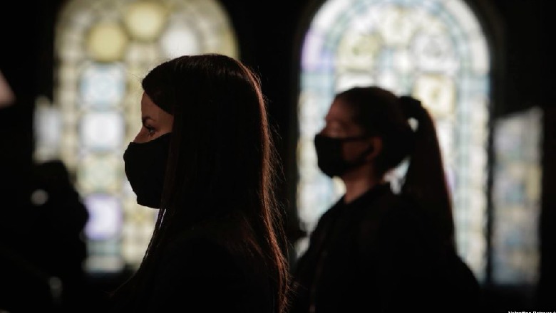 Bullgaria rihap kufijtë për turistët nga vendet e BE