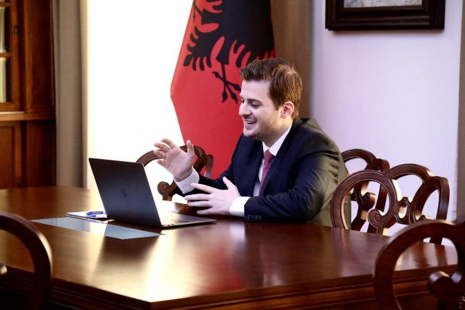 Cakaj bisedë me ministren austriake: Fokusi në bashkëpunimin për pandeminë dhe integrimin e Shqipërisë