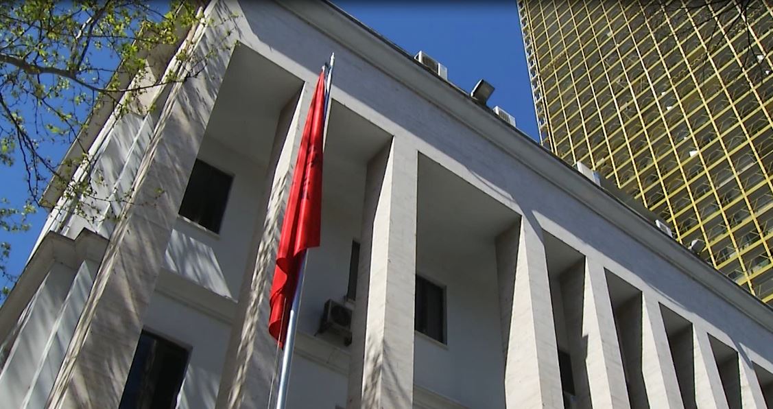 Zhbllokohen gjyqet për pagat, Gjykata e Lartë nis filtrimin e dosjeve