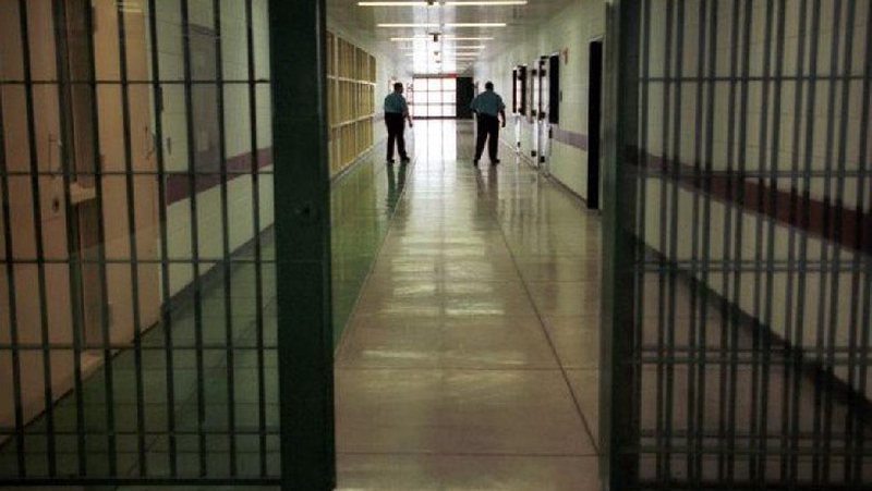 372 të burgosur përftojnë nga koronavirusi! Rikthehen në shtëpi për 3 muaj, 17 nuk i pranoi familja