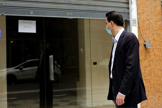 Basha zbret në terren: Xhepat e shqiptarëve janë shkundur nga pandemia ekonomike e qeverisë Rama