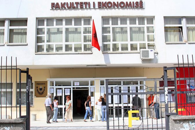 Zgjedhjet në UT/ Fakulteti i Ekonomisë nis procedurat: Ja formulari i aplikimit për rektor apo anëtar i senatit akademik