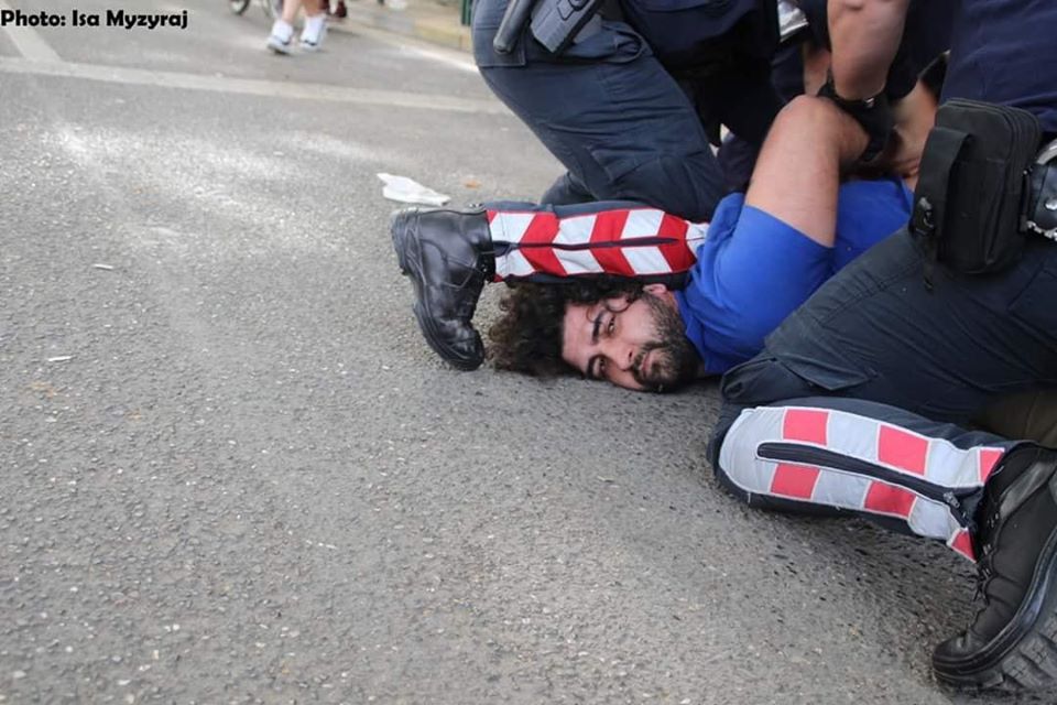 I riu që u shkel nga policia flet në VOA: Besoj se policia ka abuzuar me pozitën e vet