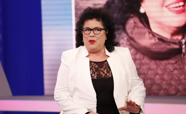 Fansi e përndiqte nga pas, Irini Qirjako: Më shpëtoi burri dhe kunetërit