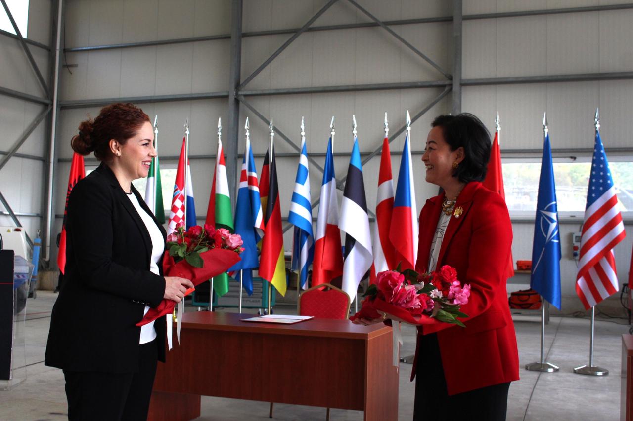 Kontrata për helikopterët, Kim: SHBA qëndron krah për krah me Shqipërinë