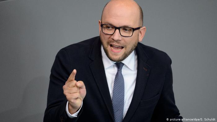 Teatri/ Partia e të Gjelbërve në Gjermani: Keqardhje per mungesën e dialogut, mbështesim protestat