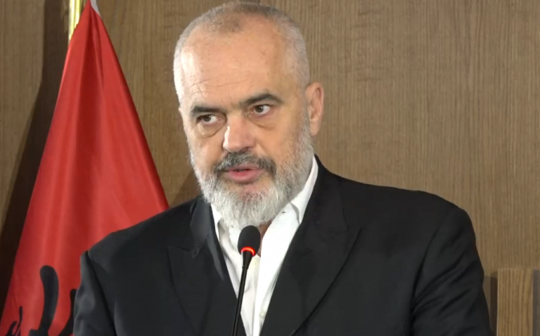 Rama komunikim të rëndësishëm në orën 18.00, zbulon planin për fundjavën