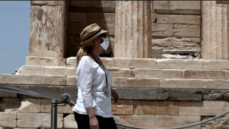 Greqia vendos datën e hapjes së sezonit turistik