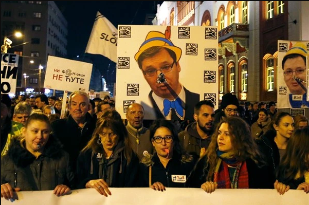 Vuçiç shpall datën e zgjedhjeve në Serbi, opozita i ka bojkotuar