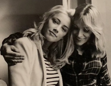 Aktorja e njohur hollivudiane, Amber Heard humb nënën