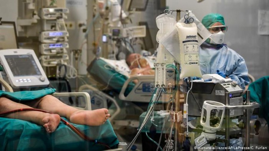 243 viktima në 24 orë, Italia kapërcen 30 mijë vdekje nga koronavirusi