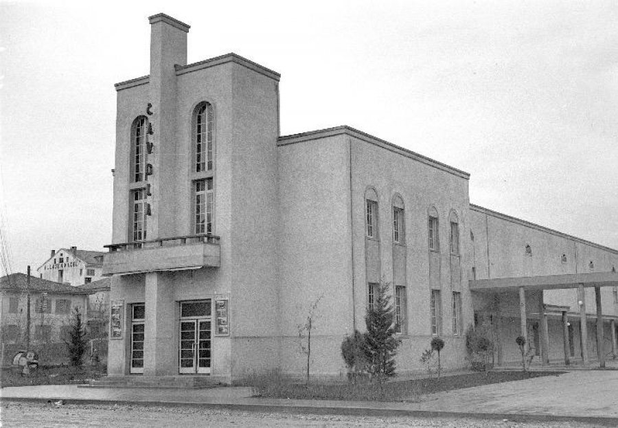 Publikon fotot e rralla të Teatrit Kombëtar/ Plasari: Pse duhet gënjyer?