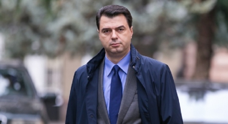 5 Maji/ Basha nderon dëshmorët e atdheut, kurorë e veçantë për 22 intelektualët e pushkatuar pa gjyq