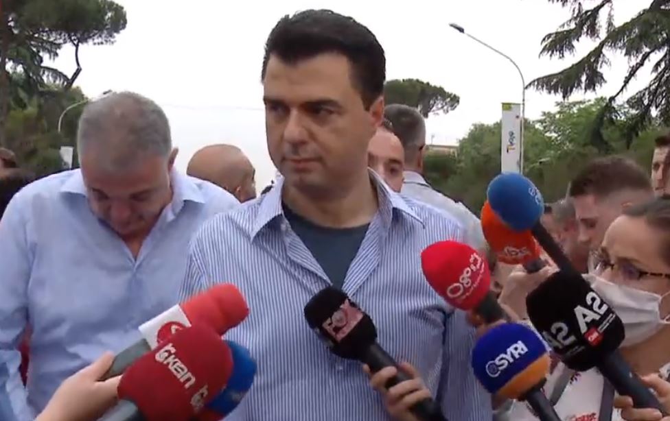 Basha: Shkatërrimi i Teatrit, fillimi i fundit të tiranisë