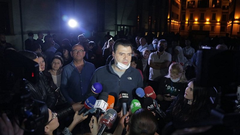 Basha ofron zgjidhje për Teatrin: Të ndërtohet te Bulevardi i ri