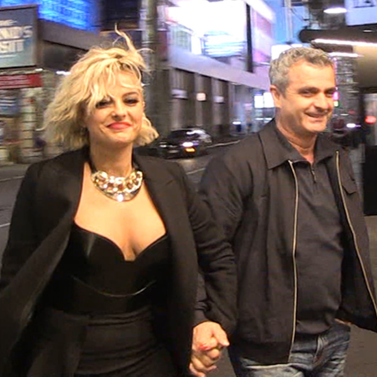 Bebe Rexha tregon se si u infektuan prindërit e saj me Covid-19