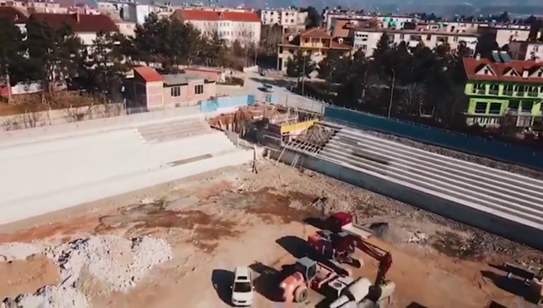 “Një selam për përqeshësit që thonin 3D”, Rama publikon videon nga stadiumi i ri i Kukësit