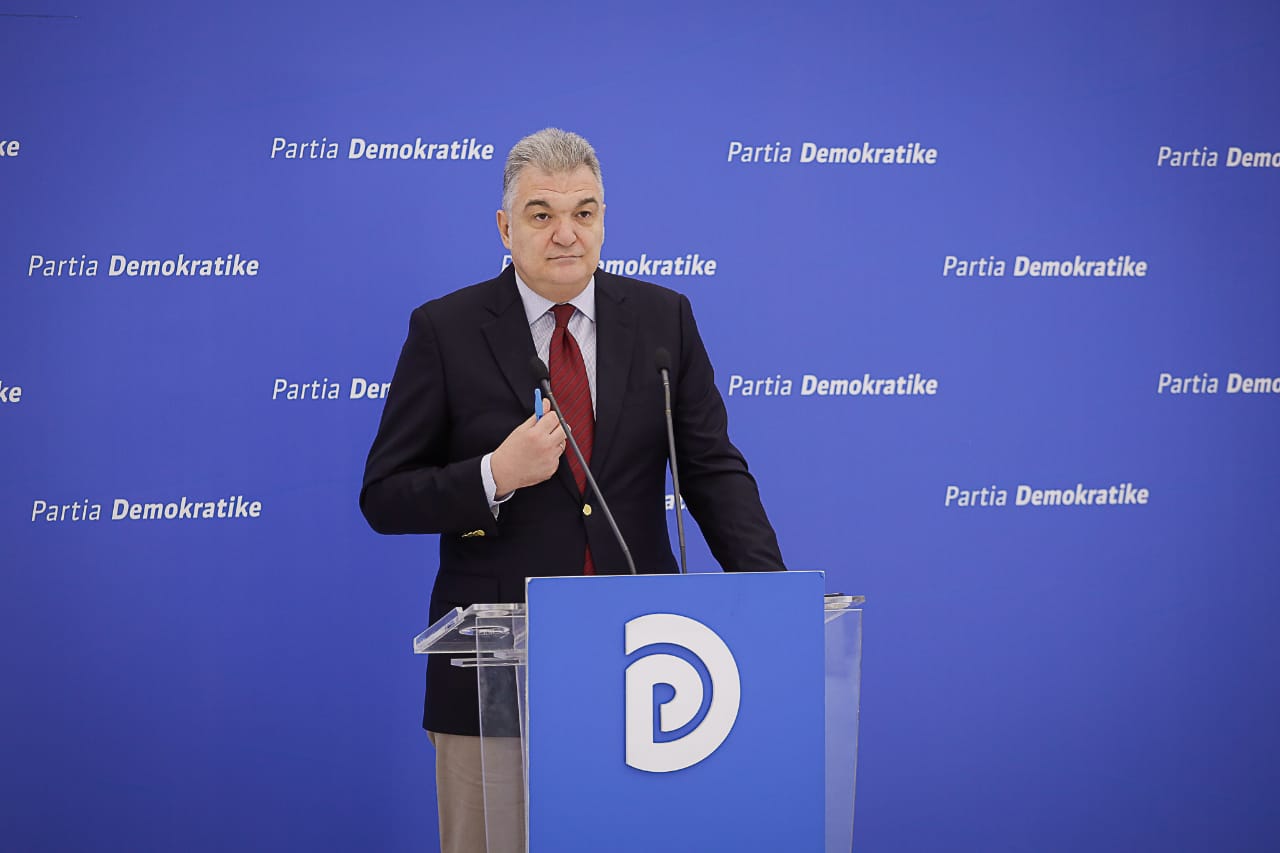 Çlirim Gjata: Dy deputetë të PS-së duan të ndryshojnë ligjet